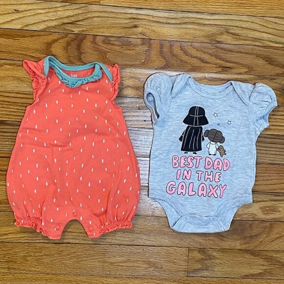 Girls Newborn NB Onesies and Rompers 6-Piece Lot - Picture 6 of 7